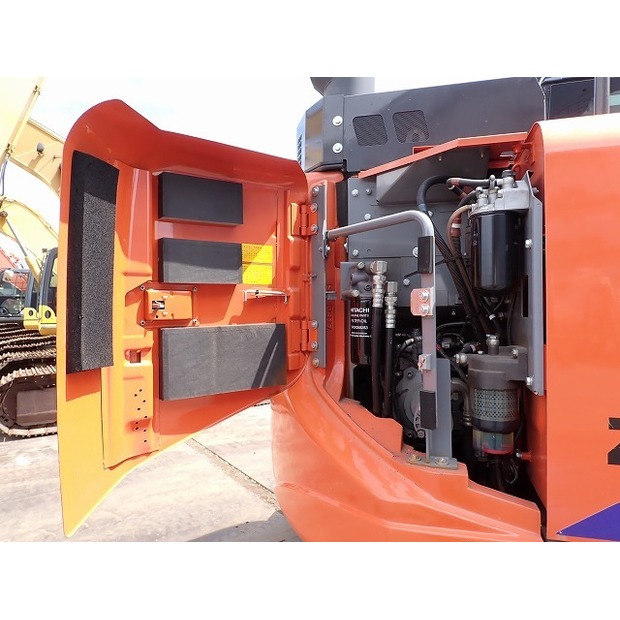 2019 Hitachi ZX135US-6-42581641