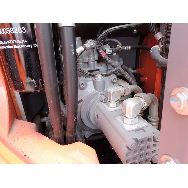 2019 Hitachi ZX135US-6-42581642