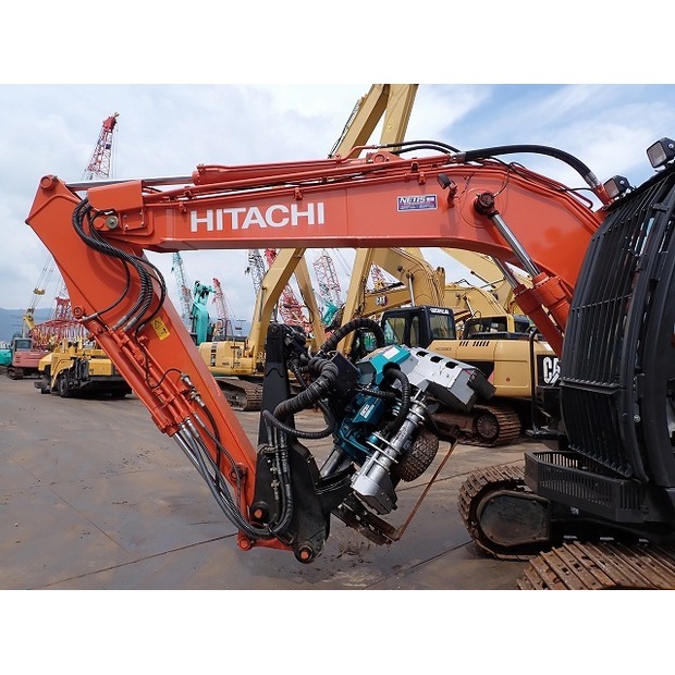 2019 Hitachi ZX135US-6-42581651
