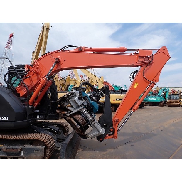 2019 Hitachi ZX135US-6-42581653