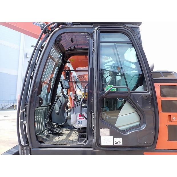 2019 Hitachi ZX135US-6-42581655