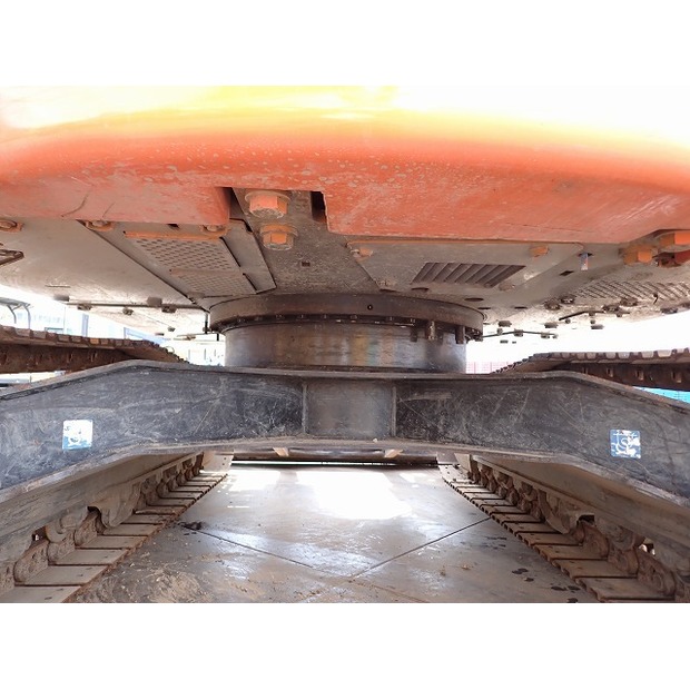 2019 Hitachi ZX135US-6-42581683