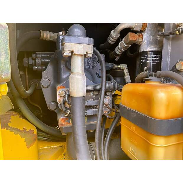 2006 كوماتسو PC138US-2E1-42581760