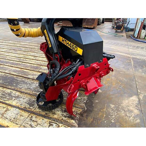 2006 كوماتسو PC138US-2E1-42581806