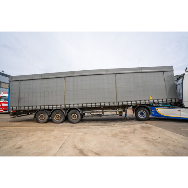 2010 Schmitz Cargobull OTHERS-42582367