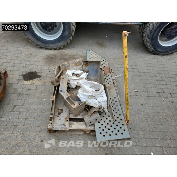 2011 فولفو EC700CL-42583033