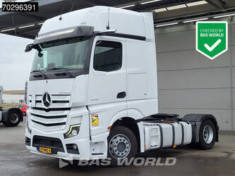صورة ل رؤوس شاحنات 2019 مرسيدس بنز Actros 1942