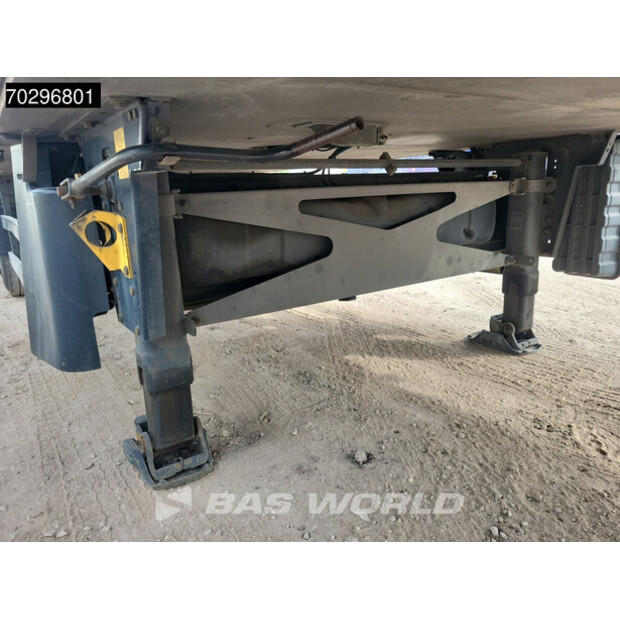 2012 Schmitz Cargobull SCB*S3B-42583310