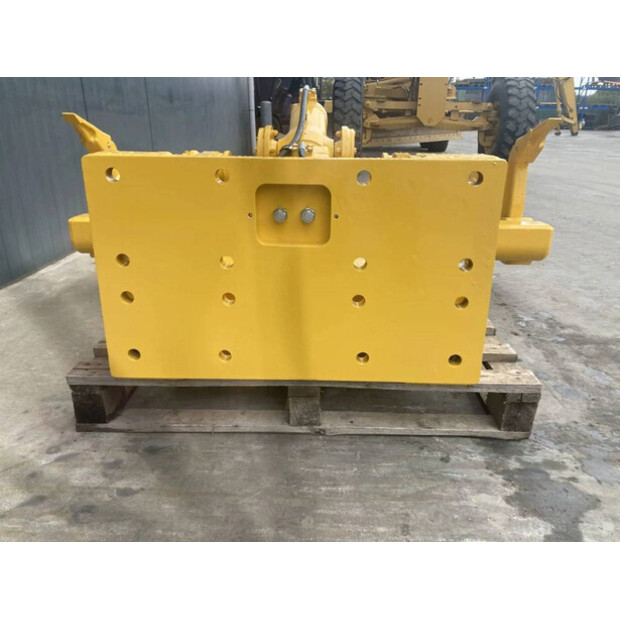 2025 كوماتسو D41-42583699