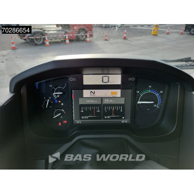 2022 Renault T380-42585645