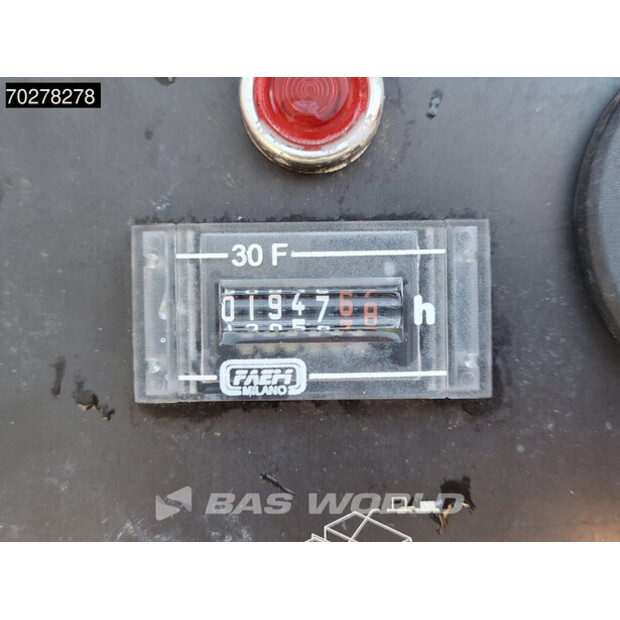 2015 تاورلايت VB-9-42599107