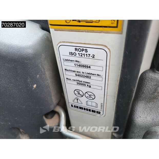 2017 ليبهير R922-42599822