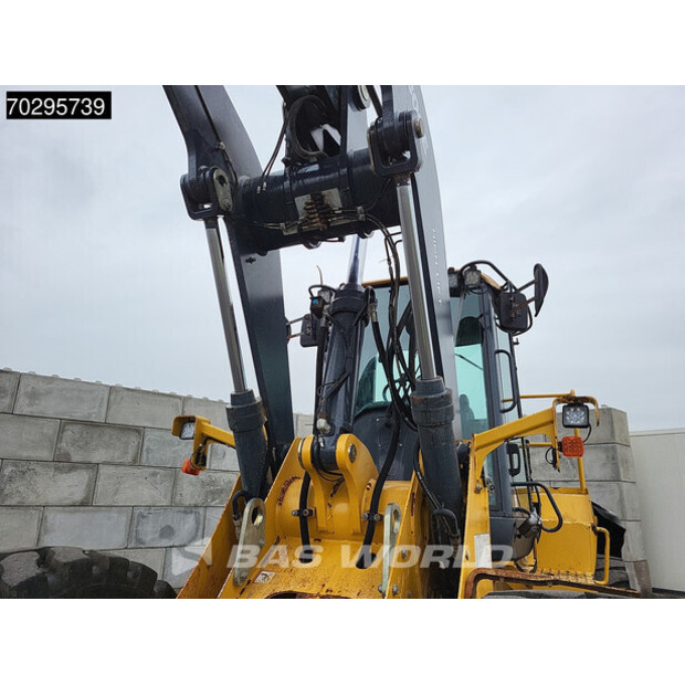 2013 BELL L1806E-42599928