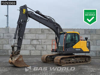 صورة ل حفارات مجنزرة 2019 فولفو EC140EL