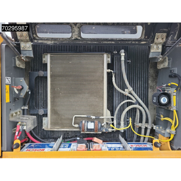 2016 ليبهير R922LC-42600065