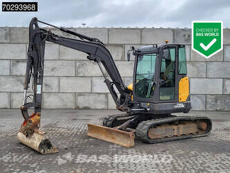 صورة ل حفارات مجنزرة 2020 فولفو ECR50D