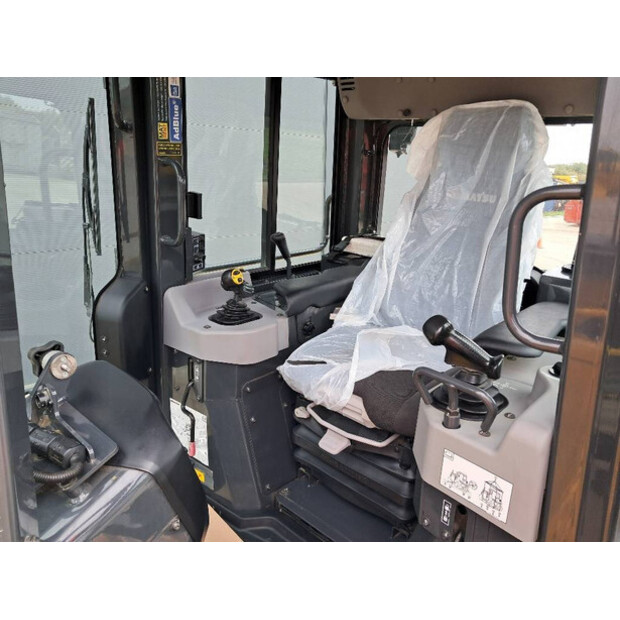 2023 Komatsu D61PXi-24E0-42601096