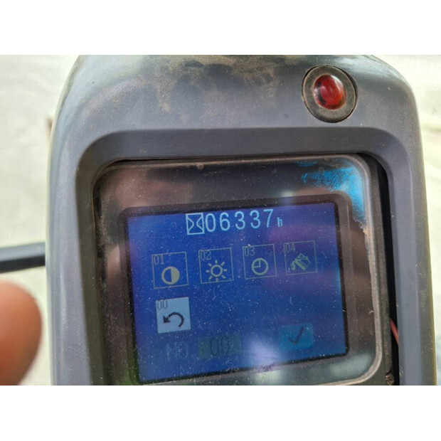 2005 Komatsu PW 200-7H-42601178