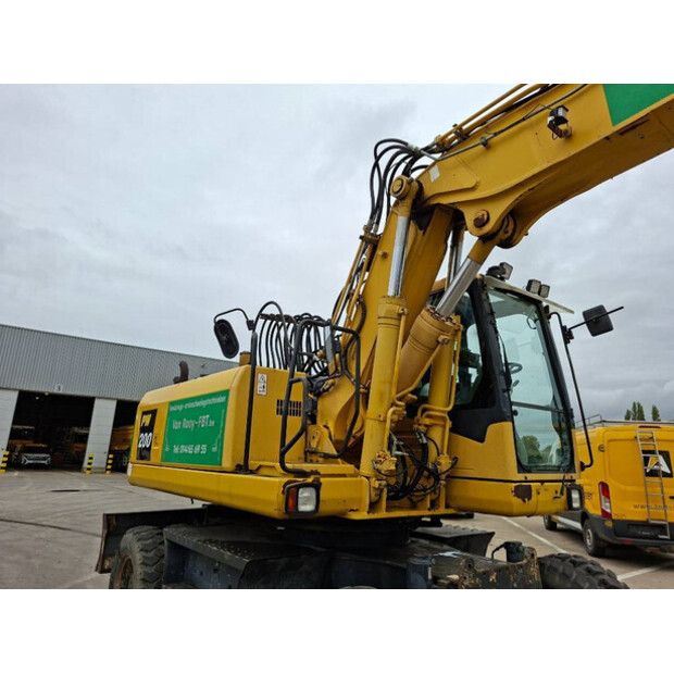 2005 Komatsu PW 200-7H-42601186