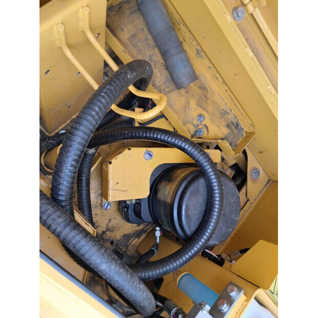 2023 كوماتسو PC290LC-11EO-42601212