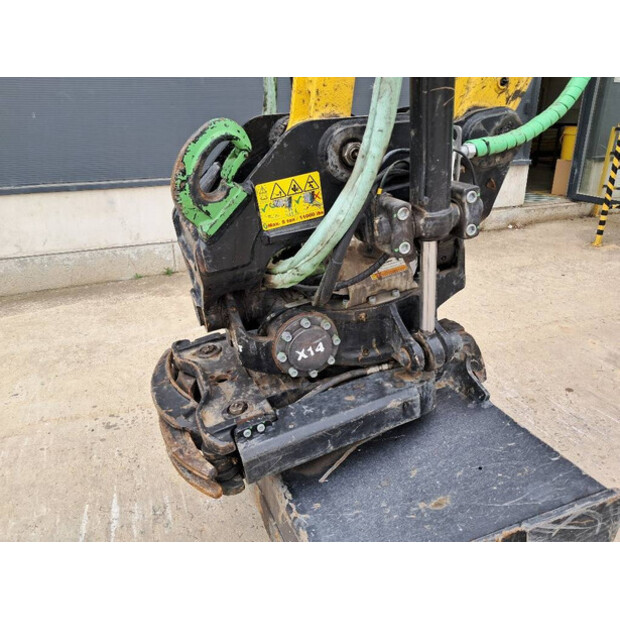 2023 Komatsu PW138MR-11E0-42601251