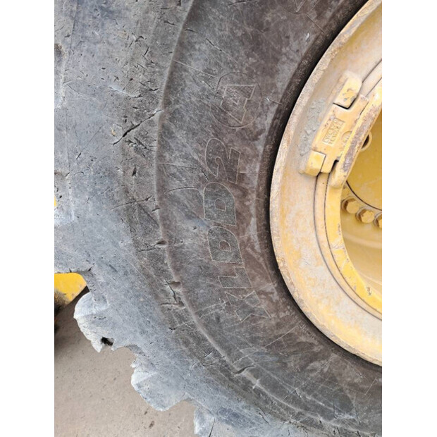 2023 كوماتسو WA475-10E0-42601320