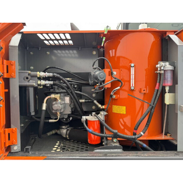 2025 Hitachi ZX140H-GI-42601396