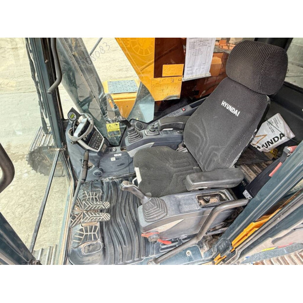 2018 Hyundai HX300LR-42601435