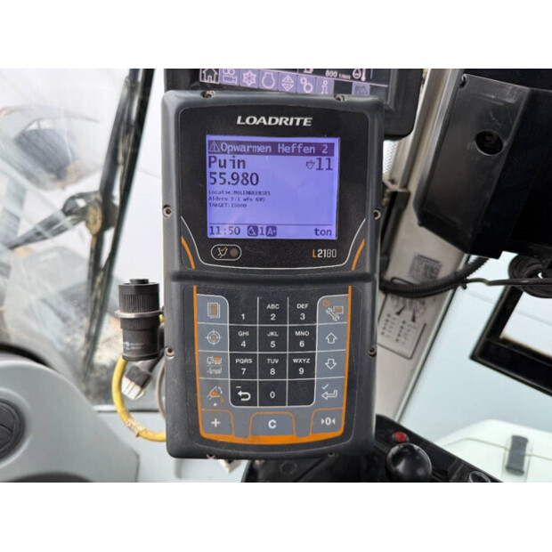 2017 ليبهير L550-42601469
