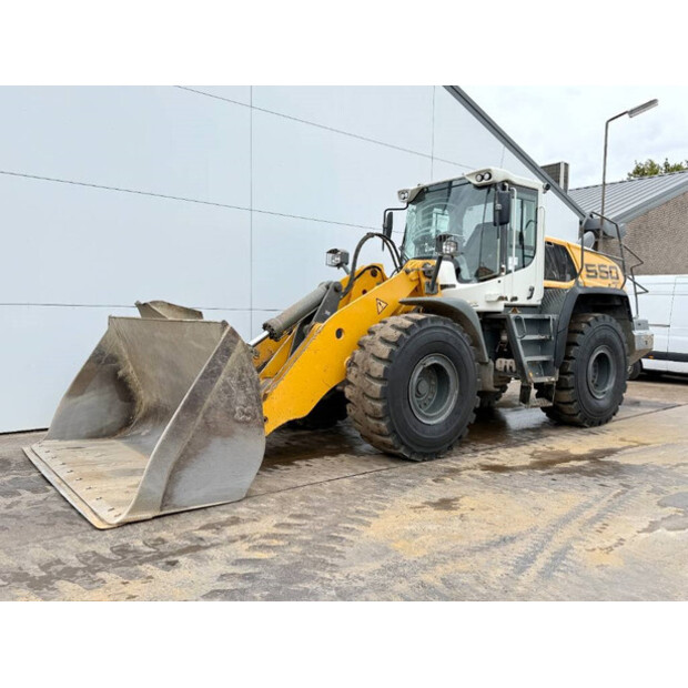 2017 Liebherr L550-42601496