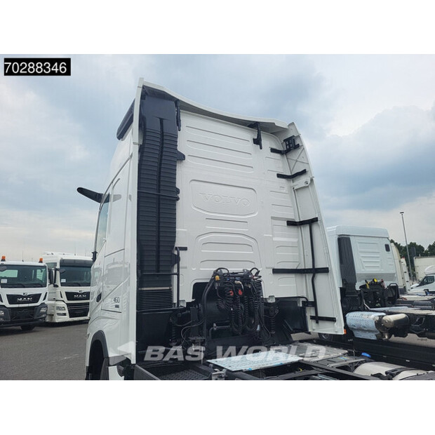 2024 فولفو FH 460-42602120