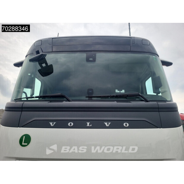 2024 فولفو FH 460-42602131