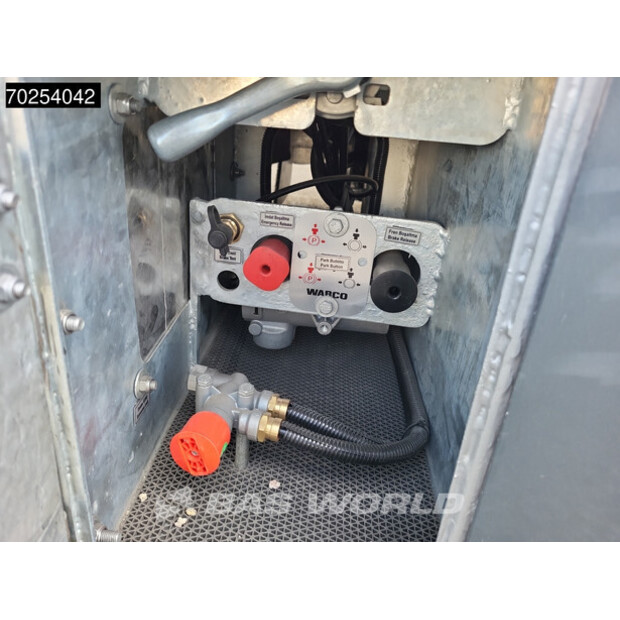 2025 Vega Euromax-42602460