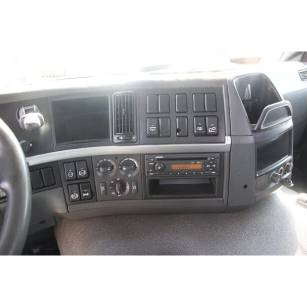 2010 Volvo FM370-42603556