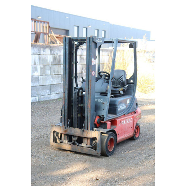 2005 ليندي E20P-02-42603737