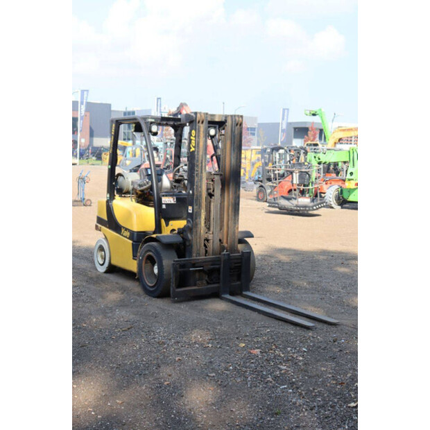 2017 Yale GLP25VXE2170-42603990