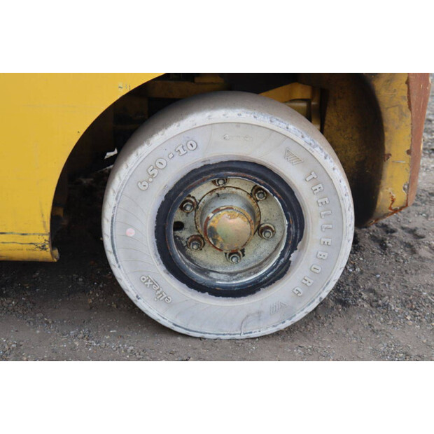 2017 Yale GLP25VXE2170-42603999