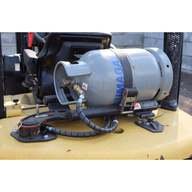 2017 Yale GLP25VXE2170-42604003