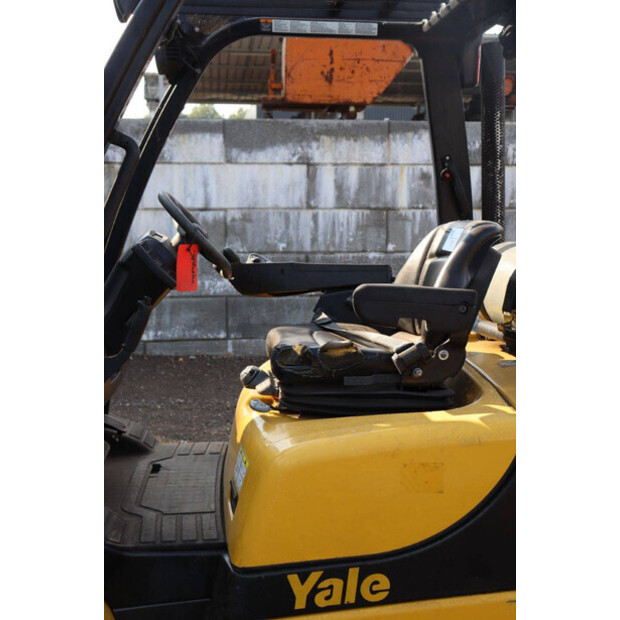 2017 Yale GLP25VXE2170-42604006