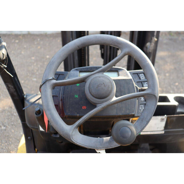 2017 Yale GLP25VXE2170-42604012