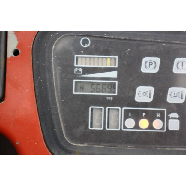 2003 بي تي CBE 2.5 AC-42604123