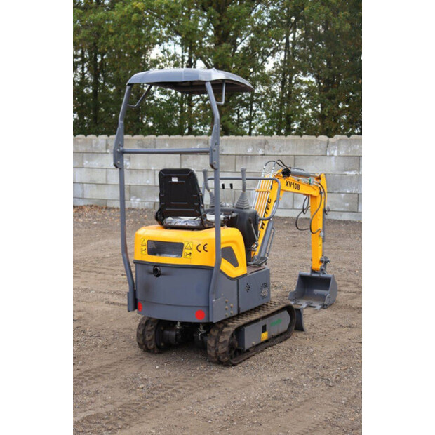 2022 Hytec XV10B-42604719