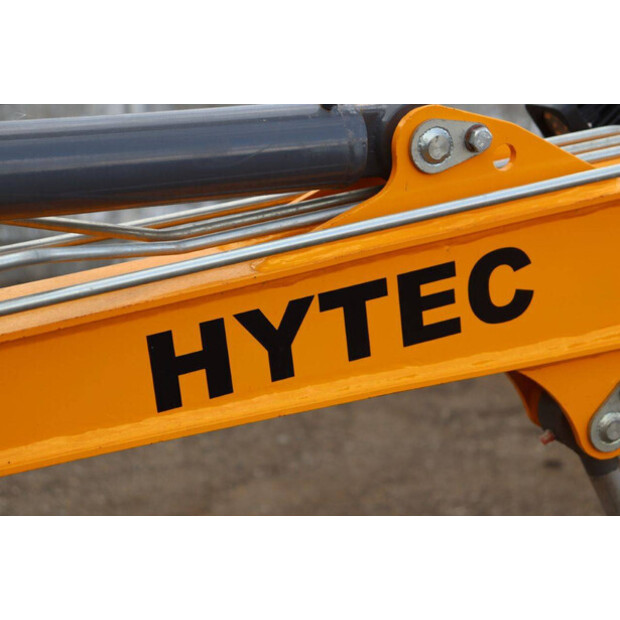 2022 Hytec XV10B-42604729