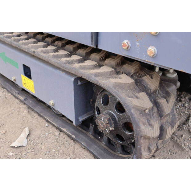 2022 Hytec XV10B-42604737