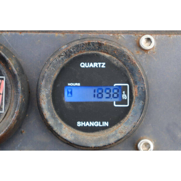 2022 Hytec XV10B-42604749