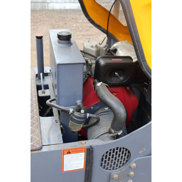 2022 Hytec XV10B-42604751