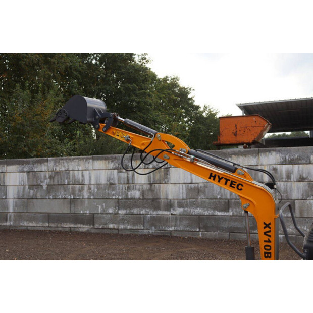2022 Hytec XV10B-42604758