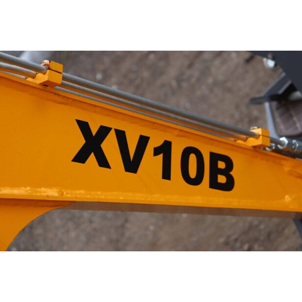 2023 Hytec XV10B-42604778