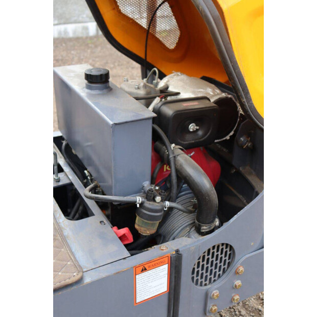 2023 Hytec XV10B-42604794