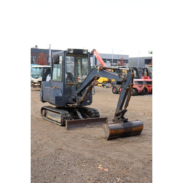 1995 كوماتسو PC10-6-42604900